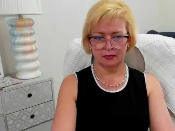 Bongacams Watch Live Sex Cams of LunaFantasy