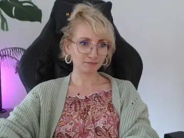 Bongacams Sex Cam of CinderellaMoon