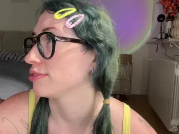 Bongacams Live Porn of KellyyBeryy