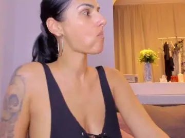 Bongacams Best live sex cam show of Milfchelle