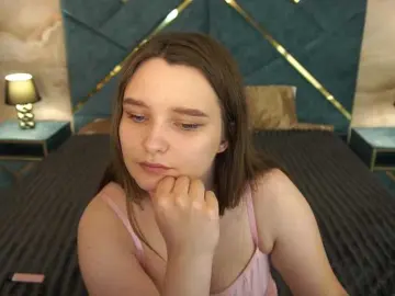 Bongacams Free Live Porn of MagikPeachh