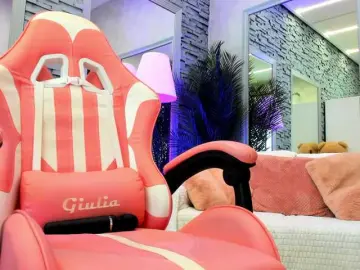 Bongacams Live Porn of Reina-Cummings