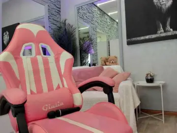 Bongacams Nude Webcam of Reina-Cummings