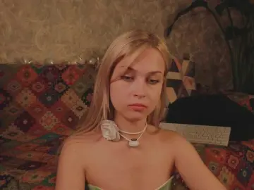 Bongacams Live Sex Cam of Meeeeow