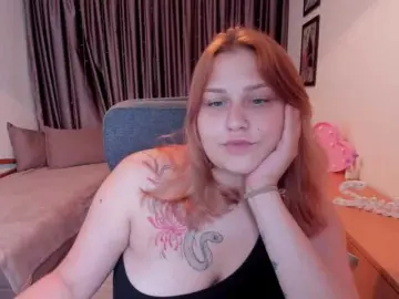 Bongacams Watch Live Sex Cams of WhisperOfSiren