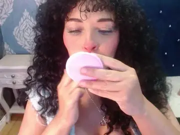 Bongacams Live Sex Cam of sofiacowperx