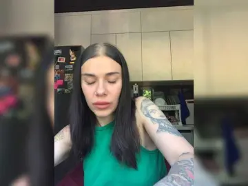 Bongacams Nude Webcam of MaidenCrystal