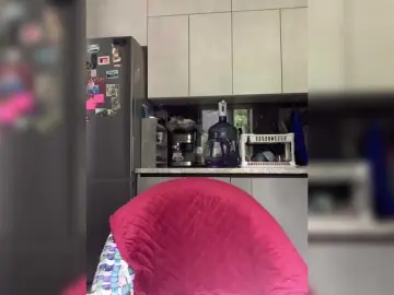 Bongacams Sex Cam of MaidenCrystal