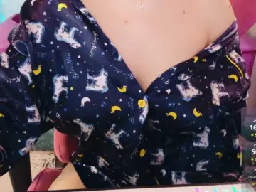 Bongacams Nude Webcam of Cool-Baby