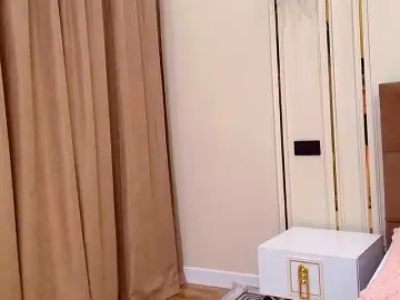 Bongacams Free Porn Cam of maddieperezzz