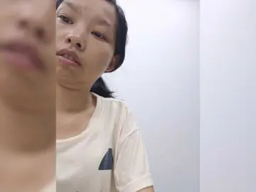 Bongacams Free Live Porn of Selinababy99