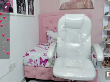 Bongacams Nude Webcam of zoe-cortezz