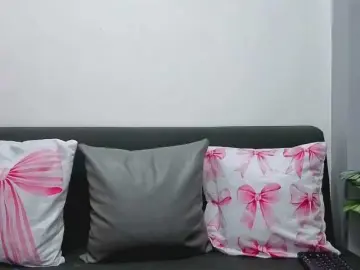 Bongacams Watch Live Sex Cams of candicelovee