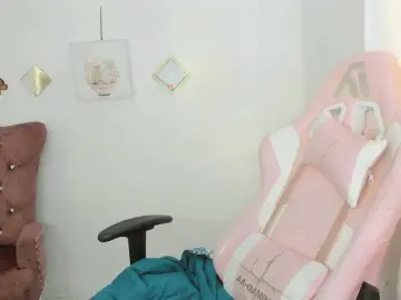 Bongacams Live Sex Cam of ZooeyBelair
