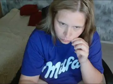 Bongacams Free Live Porn of AdelinaLawson