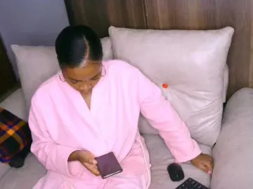 Bongacams Watch Live Sex Cams of Cece-16