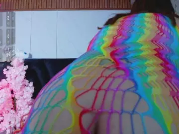 Bongacams Private Sex Chat of mamaneedsfun