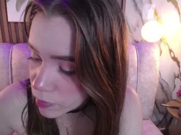 Bongacams Free Porn Cam of PrettyAriel