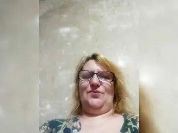Bongacams Best live sex cam show of ForestLadyXL