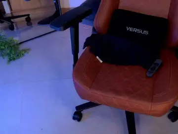 Bongacams Free Porn Cam of LisaMonroe
