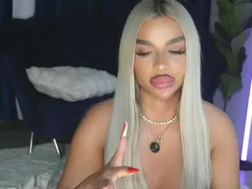 Bongacams Sex Cam of ChrystalCade