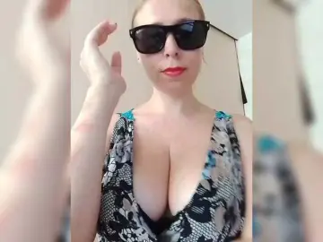Bongacams Private Sex Chat of DashaKisa951