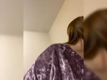 Bongacams Free Porn Cam of Fox-Lisa