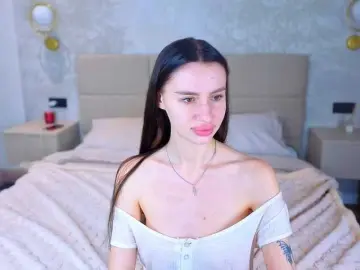 Bongacams Free Live Porn of SnowWhiteee