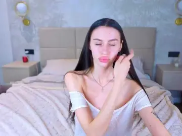 Bongacams Free Live Porn of SnowWhiteee