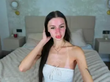 Bongacams Adult Webcams of SnowWhiteee