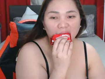 Bongacams Live Porn of AsianHotMama143