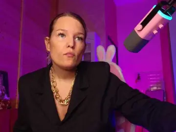 Bongacams Watch Live Sex Cams of sweeteve050