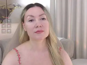Bongacams Watch Live Sex Cams of AmieHerry