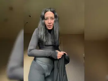 Bongacams Live Sex of KarolinaMilf