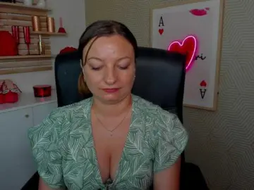 Bongacams Live Sex of angelaLove13