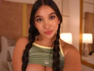 Bongacams Live Sex Cam of lyrabellini