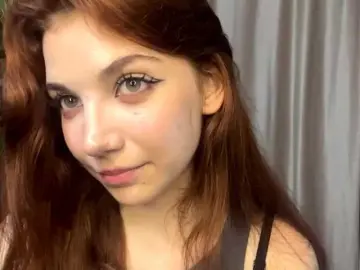 Bongacams Free Porn Cam of MyrleLinnan