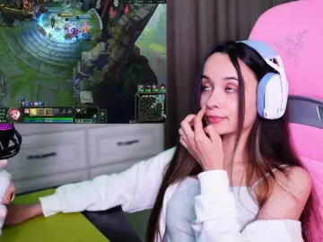 Bongacams Best Webcam of JuicyAngel