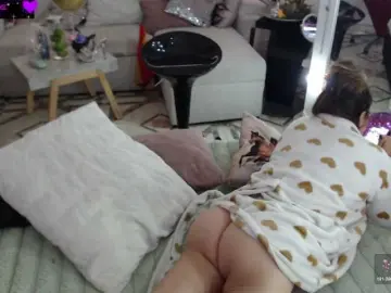 Bongacams Sex Cam of Myrnasexxx