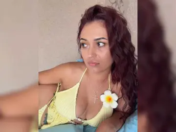 Bongacams Free Porn Cam of Adel-chocolatee
