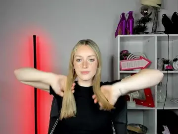 Bongacams Watch Live Sex Cams of EvelynBlond