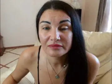Bongacams Free Porn Cam of Karina8571