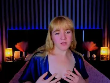 Bongacams Watch Live Sex Cams of KirraSalute