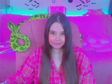 Bongacams Watch Live Sex Cams of LittleKitsune