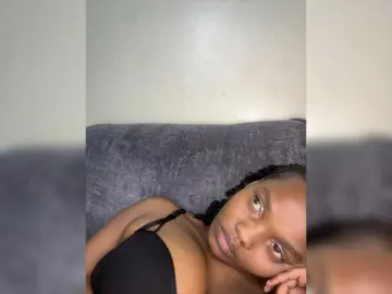 Bongacams Live Sex Cam of Curvy-maxy9