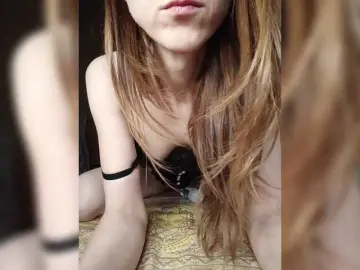 Bongacams Nude Webcam of Your-Peachy-Dream