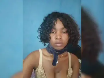 Bongacams Sex Chat of Candis02