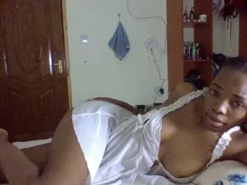 Bongacams Nude Webcam of lovergal-01
