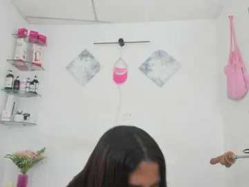 Bongacams Best live sex cam show of curvylattina