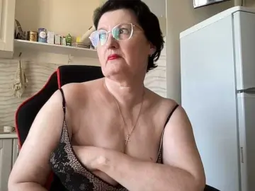 Bongacams Private Sex Chat of HotMilfPussy